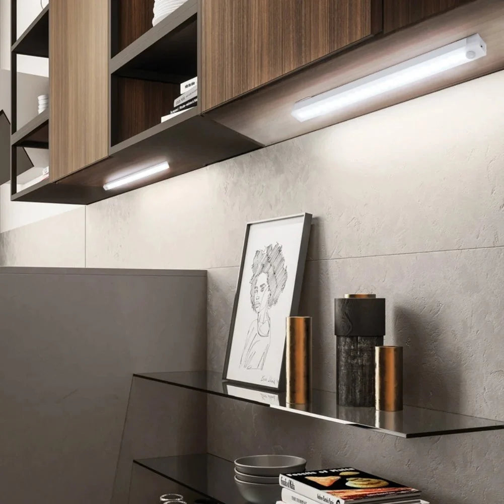 AutoLume - LED à capteur intelligent pour la maison et le placard